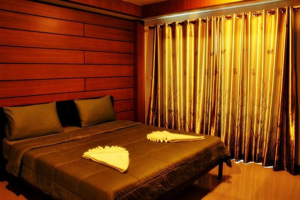 The Day Hotel Chonburi Quarto foto